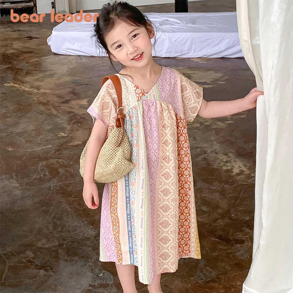Bear Leader Girls Dress Summer New V-neck Geometric Pattern Printed Dress Kids Vacation Beach Casual Dress Childrens ClothingT260330