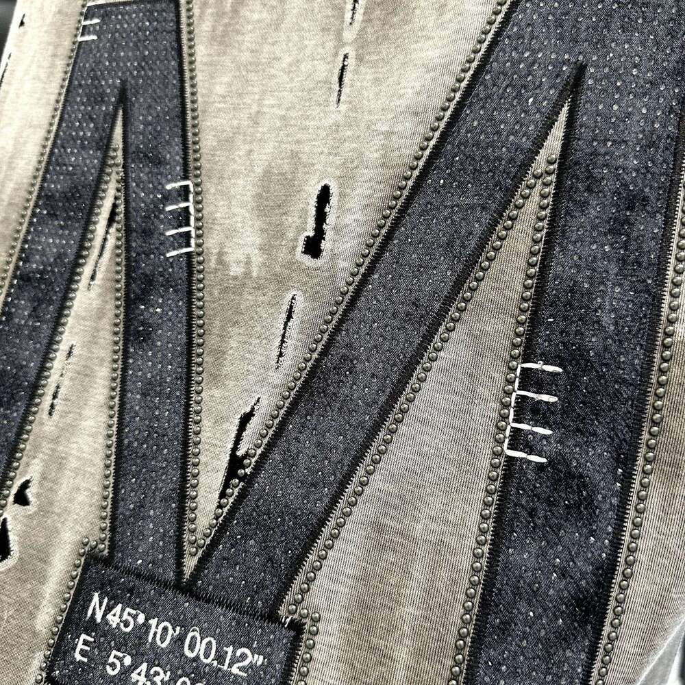 European men's high-end letter-printed rhinestone distressed short-sleeve t-shirt, trendy brand, luxury new summer half-sleeve top