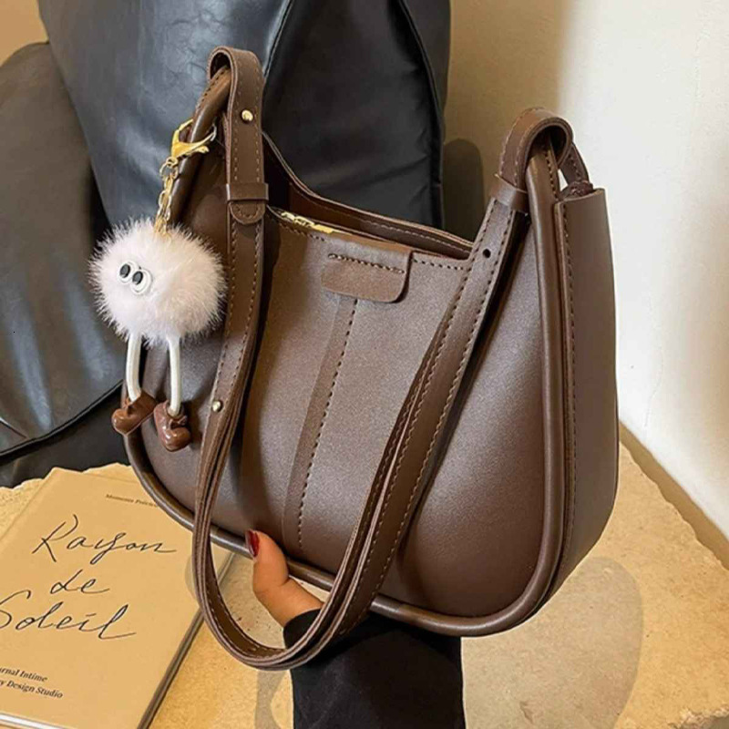High-end Stylish Small 2025 New Women's Versatile Crossbody Single Shoulder Underarm Bucket Bag