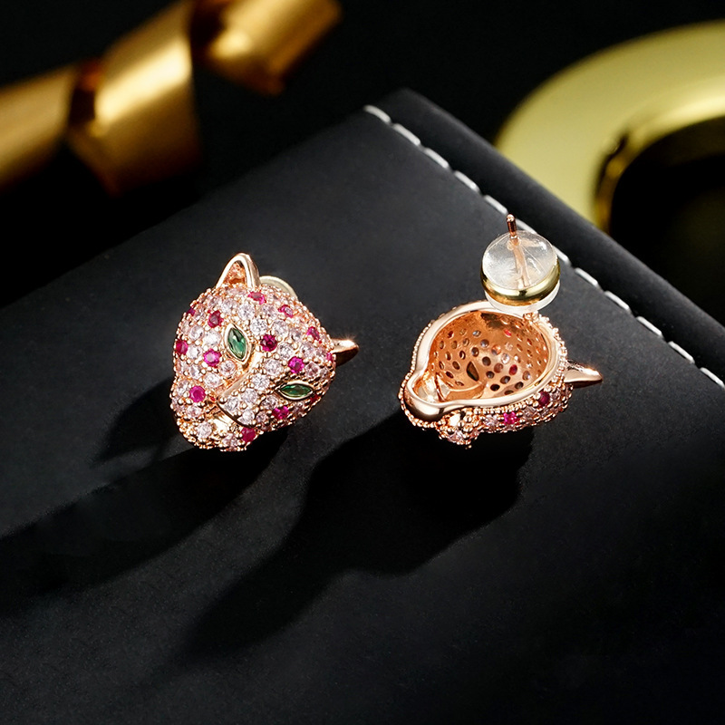 Designer Luxury New Style Fashionable Light Luxury Style Ear Studs Leopard Head Versatile Elegant Ear Accessories Trendy Niche High-end Feeling Earrin