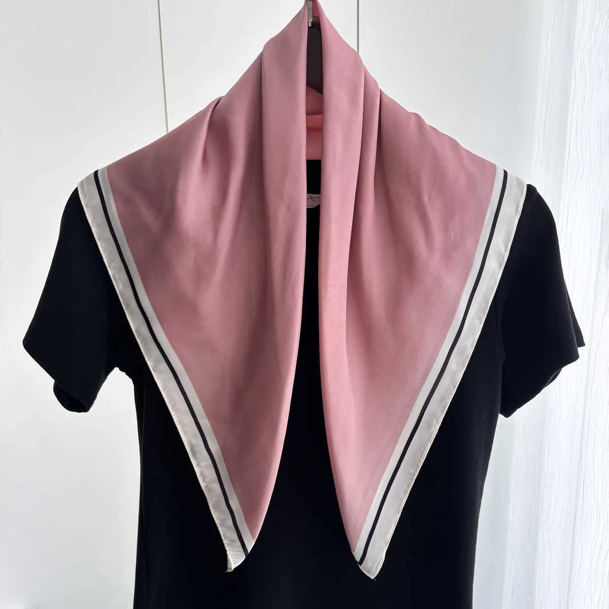 New Paisley Print Fem Satin Neck Scarf Square Hair Scarves Foard Band Shawls Wraps Neckerchief Bandana Wen X260328