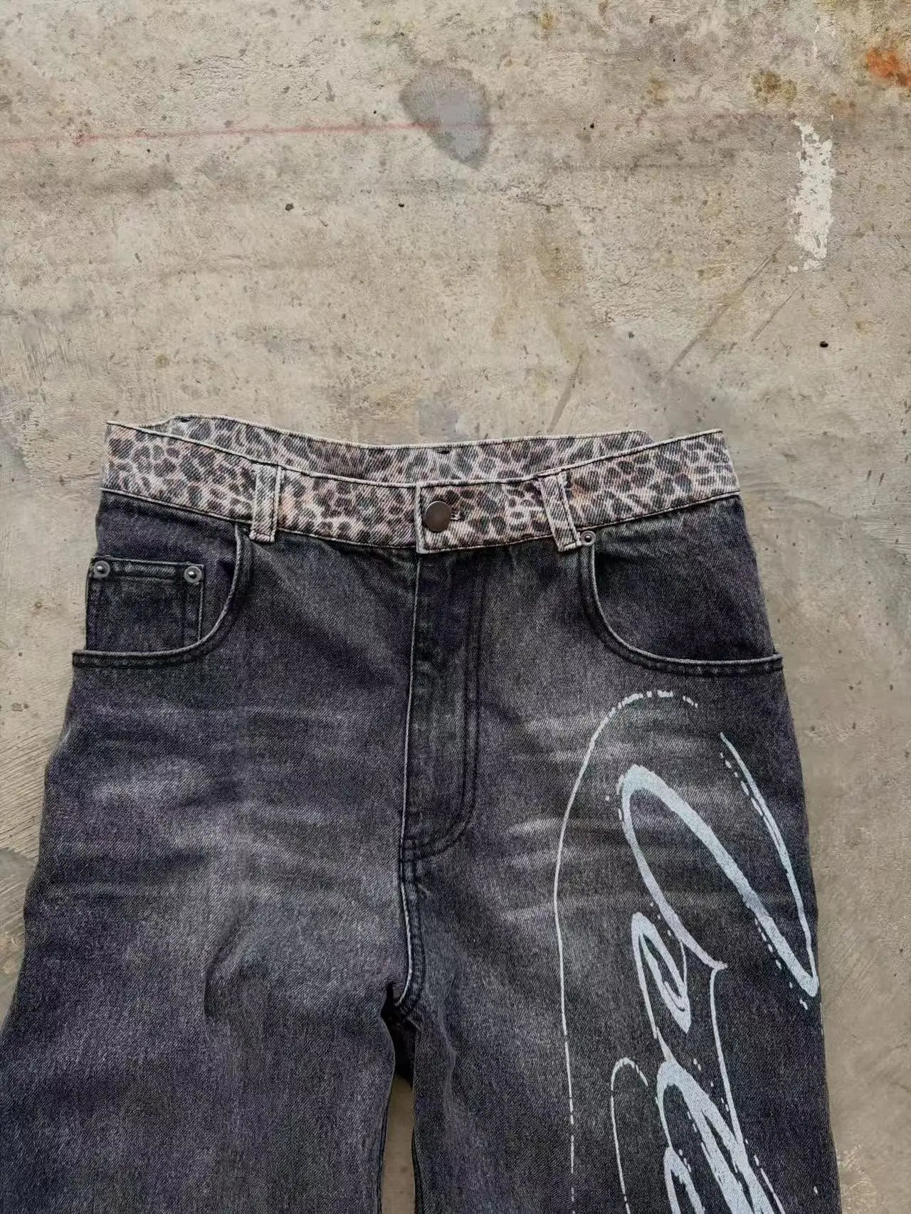Y2K leopard print jeans camouflage baggy jeans men women high street retro hip hop fashion casual couple wideleg denim pants 260326