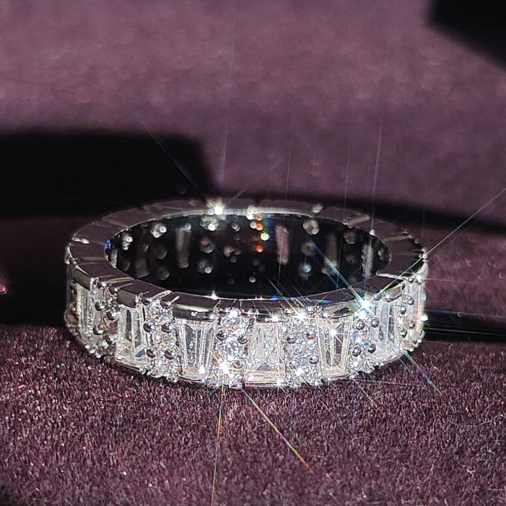 Designer Luxurious New Style European High-end Quality Aaa-grade Full Diamond Irregular-shaped Zirconia Ring For Women
