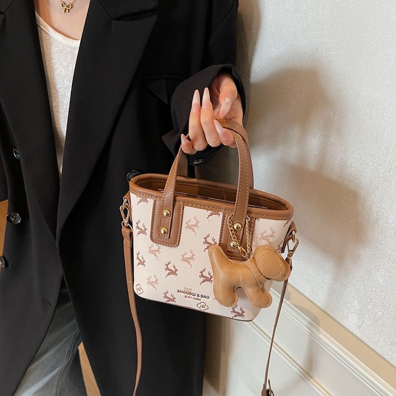 2025 Autumn Winter Super Popular Versatile Niche Basket Handbag New High-end Printed Crossbody Bucket Bag