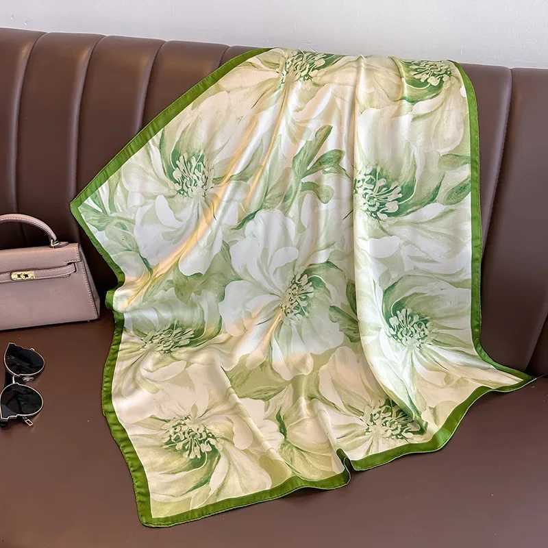7070cm Green Floral Print Silk Square Scarf for Women Soft Head Scarves Kerchief Hairband Female Headband Hands Headscarf Hijab Z260330