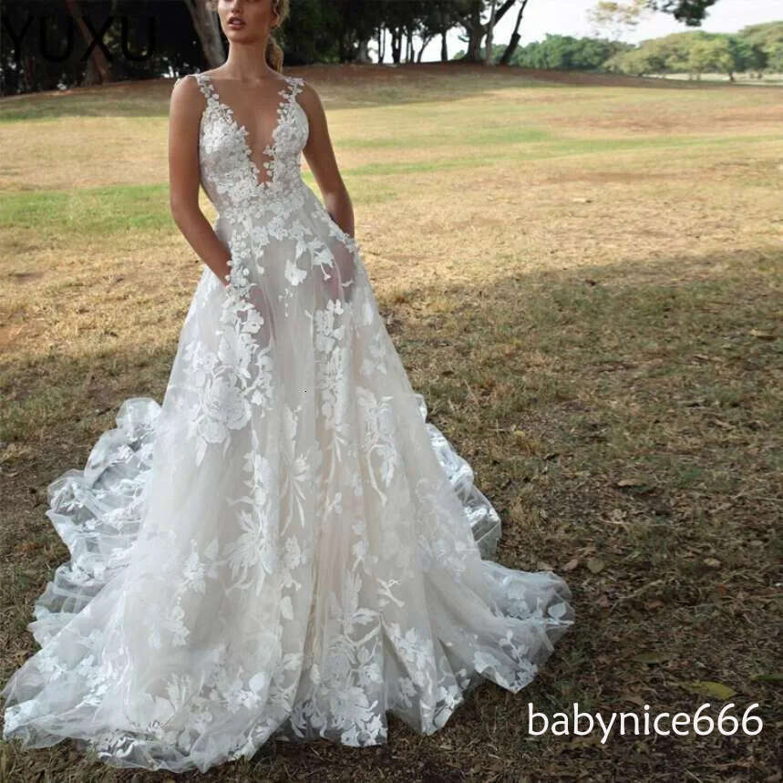 Backless Boho Wedding Dress 3D Appliqued Summer Beach Bridal Gowns Off The Shoulder Tulle Loves Lace Outdoor Lady Marriage Dresses