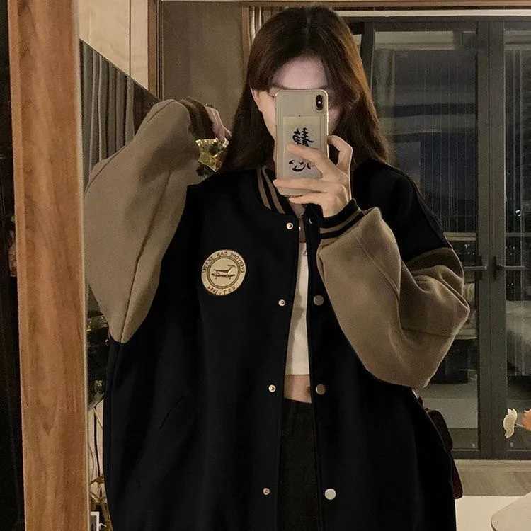 Lazy Style Baseball Jacket for Women in Autumn and Winter Plush and Thickened Fashion Retro Loose Fitting JacketT260328