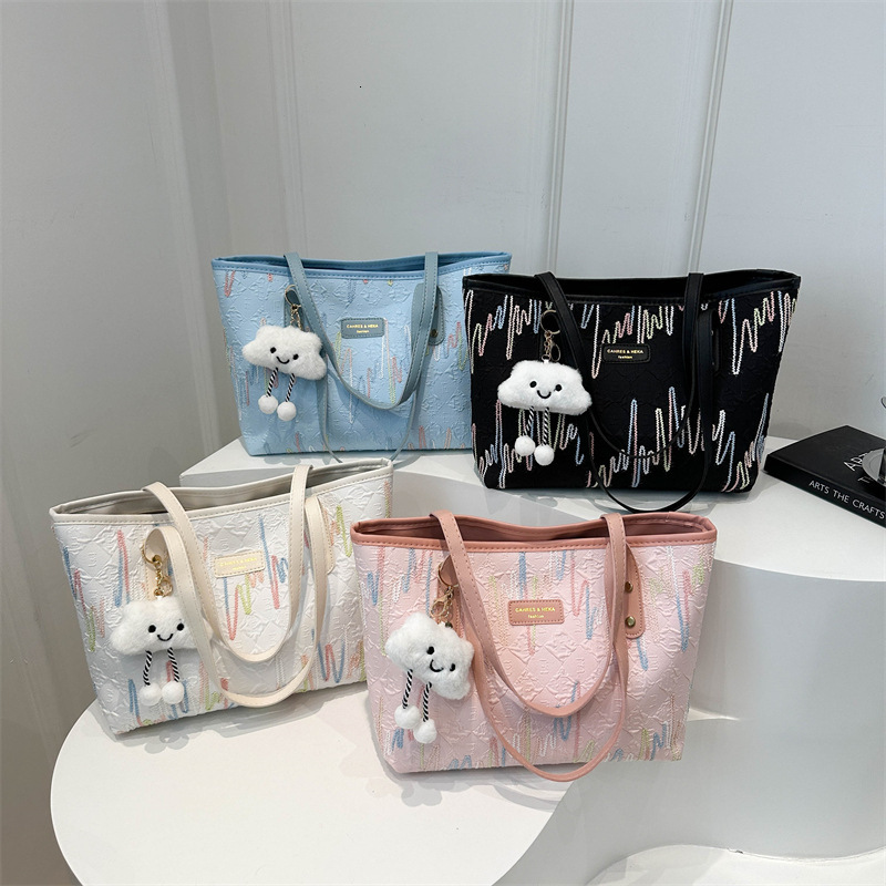 Free Shipping High Value Colorful Embroidered Tote Bag for Women Cute Cloud Charm Shoulder Bag Large Capacity Casual Handbag