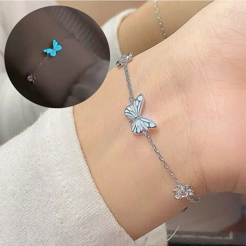 Luminous Butterfly Necklace Glowing Night Fluorescence Vintage Glow In The Dark Pendant for Women Christmas Year Party Gift 260327