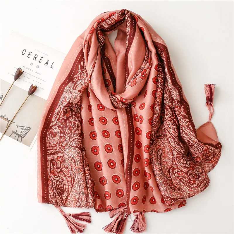 Soft Linen Cotton Scarf Shawls Wen Luxury Premium Foard Femme Long Spotted leopard print Tassel Scarfs Scarves Echarpe X260328