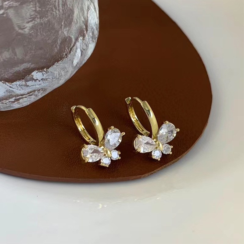 Fashion Butterfly Zircon Crystal Earrings Jewelry Everyday Styling Versatile Ear Accessories Trends & for Party Wedding Delicate Gift