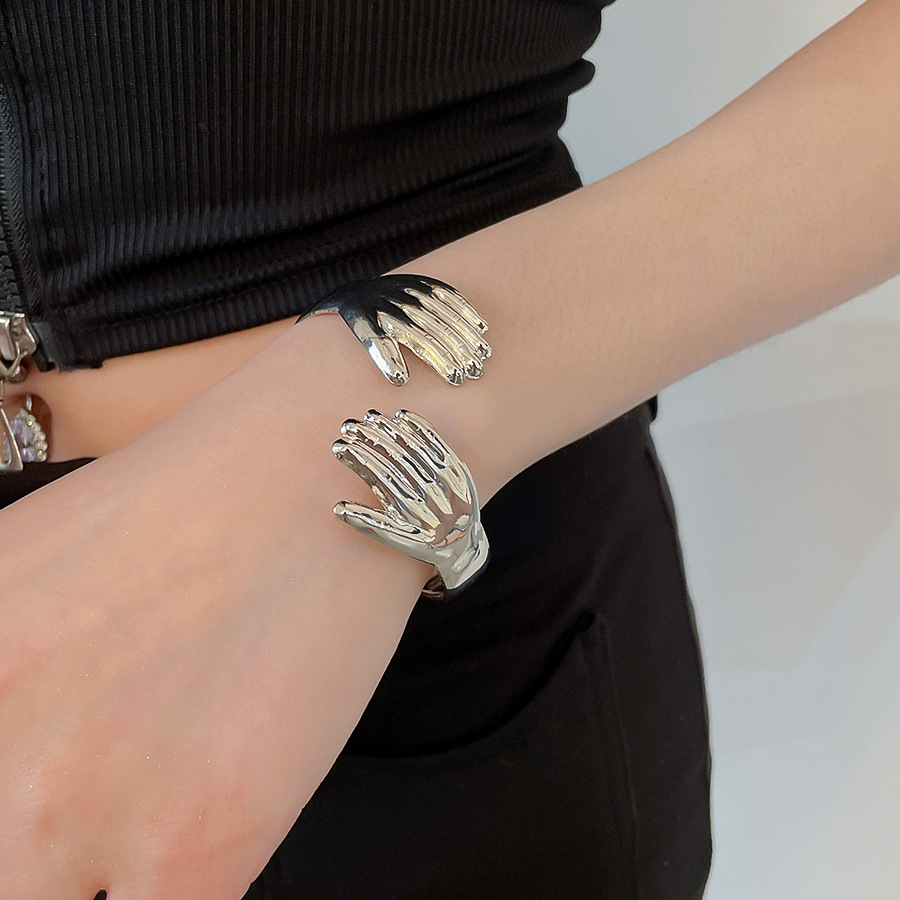 European and American metal geometric open bangles, niche design, trendy fashion bracelets, light luxury high-end jewelry wholesale - view 3