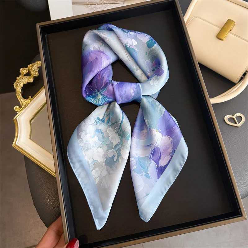 2026 New Floral Print Silk Square Scarf Wen scarf Soft Kerchief Scarves Hijab Fem All Seasons Decoration Neck Tie X260328