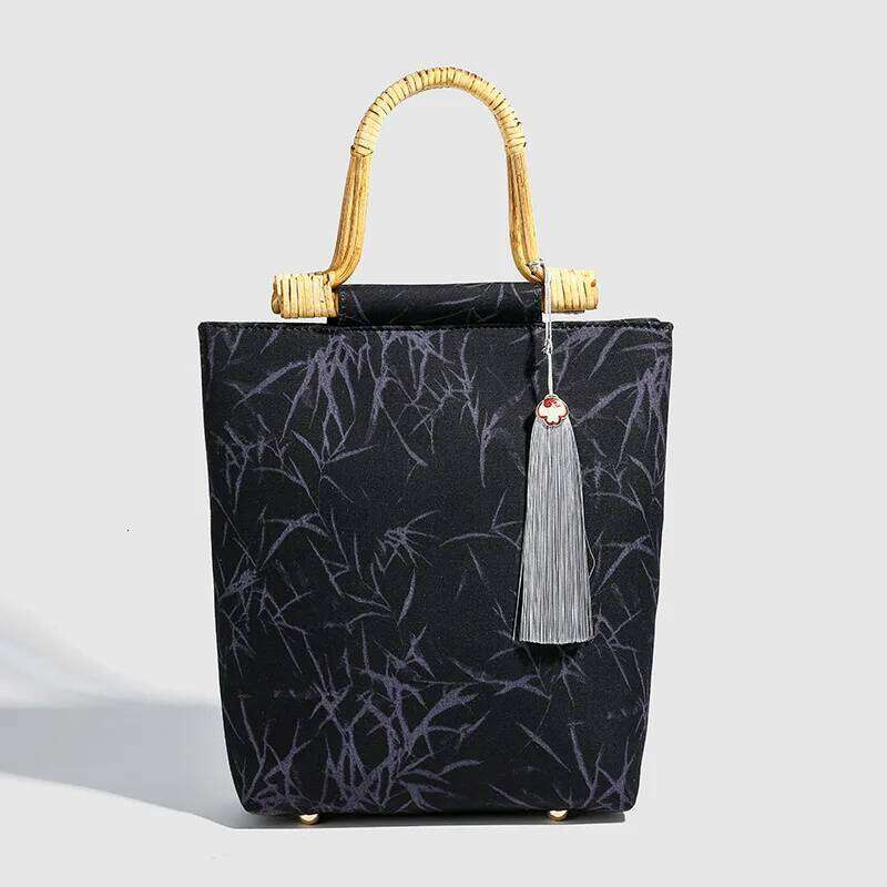 Chinese Embroidery Hot Sale Newest Fashion Accessory Large Capacity Handle Bag Chinese Style Bamboo Knot Handbag Cheongsam Bagfor Women Clutch Bags
