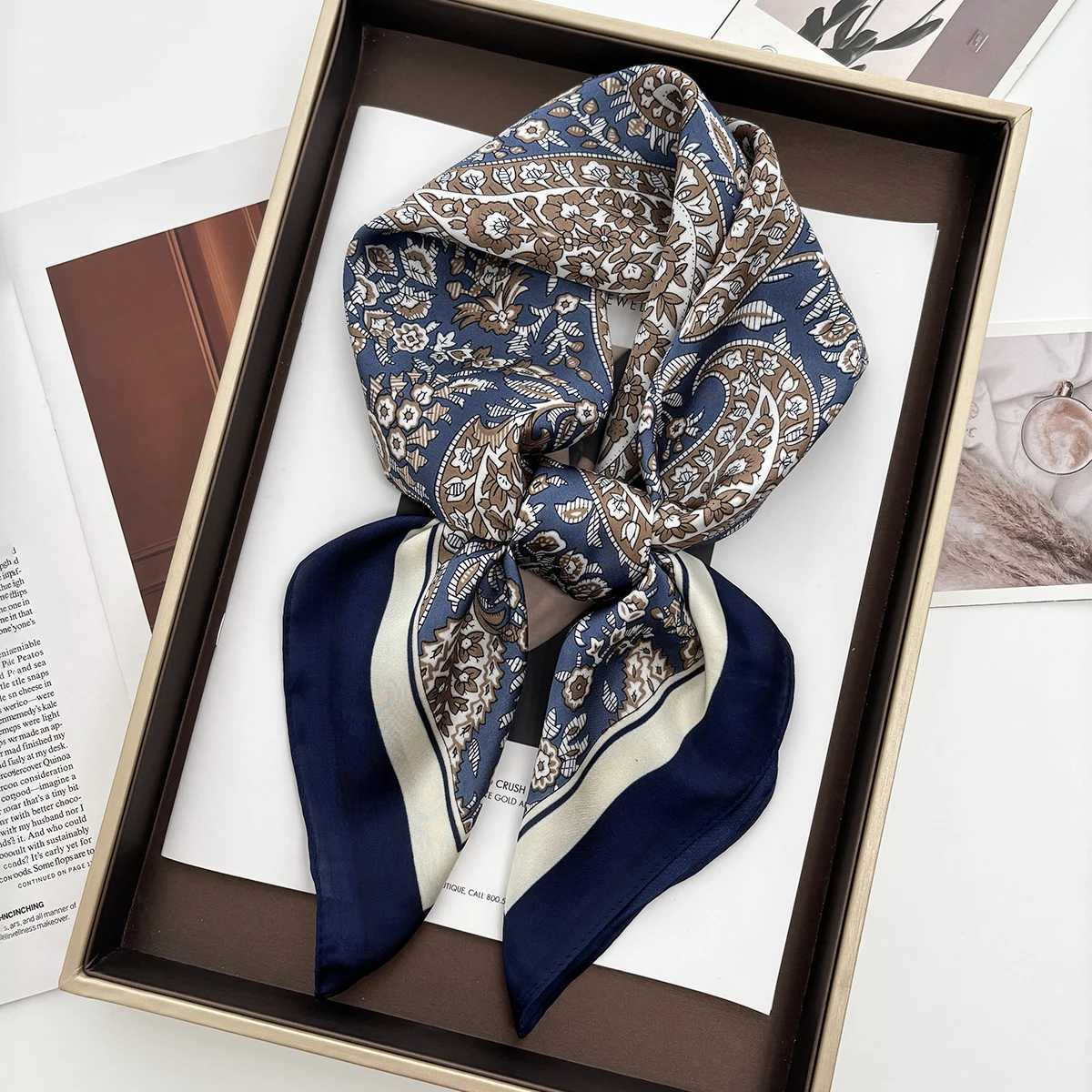 Luxury Design 70cm Satin Square Print Scarf Wen Scarves Bandana Hijab Neckerchief Shawl Kerchief Hair Band Foard Lady X260328