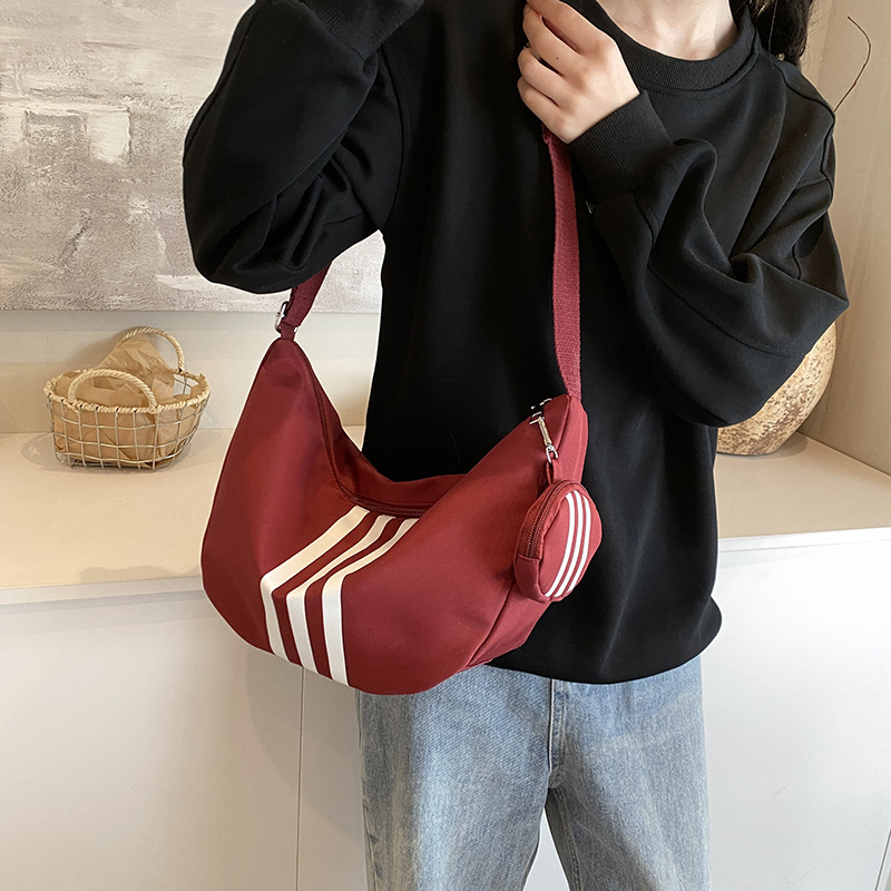 New Fashionable Niche Design Crossbody Korean Version Versatile Casual Dumpling Work Commuting Shoulder Bag for Women