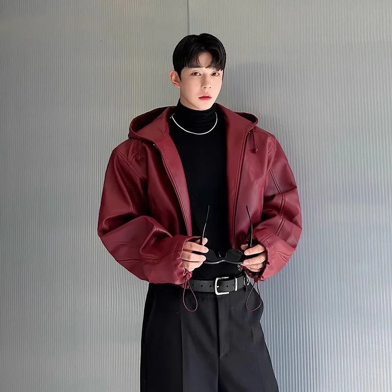 Mauroicardi Spring Autumn Short Waterproof Black Pu Leather Jacket Men Hood Zipper High Waist Loose Casual Korean Fashion 260327