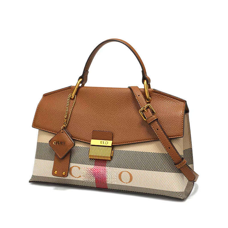 Shoulder Bag Hot Selling Women's Bag Luxury Bag New Product High End Texture Handbag Fashion Mailman Bag Designer Bag Outdoor Commute Luxury Cros