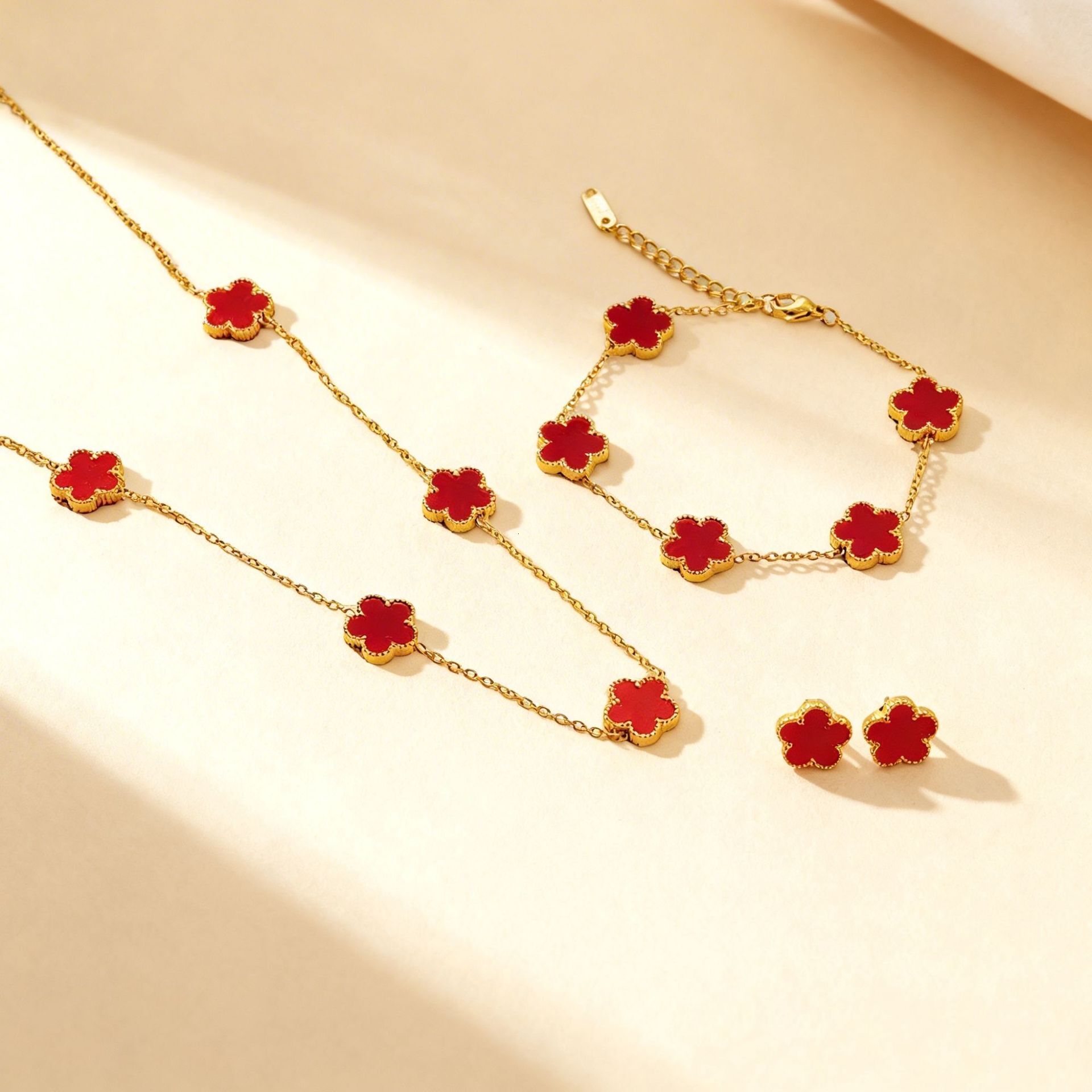 Designer Luxurious New Women's Exclusive Light Luxury High-end Double-sided Five-leaf Clover Necklace, Bracelet And Stud Earrings Set