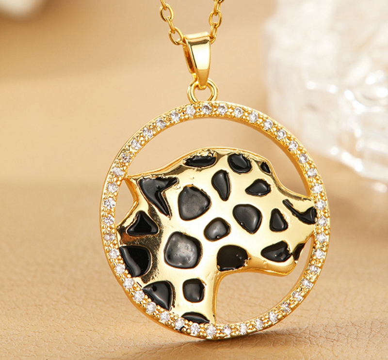 INS Designer Necklace Fashionable Snake Leopard Gold Plated Collar Necklace for Women Panther Animal World Zircon Diamond Clavicle Chain Necklace Jewe
