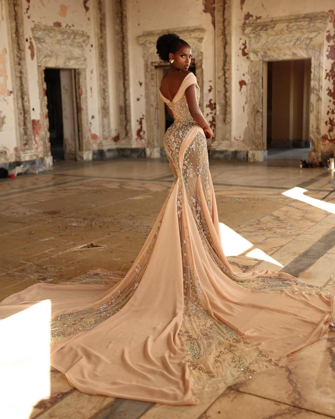 Sparkling Crystals Mermaid Prom Dresses Off Shoulder Sleeveless Evening Gown Beaded Celebrity Party Customized