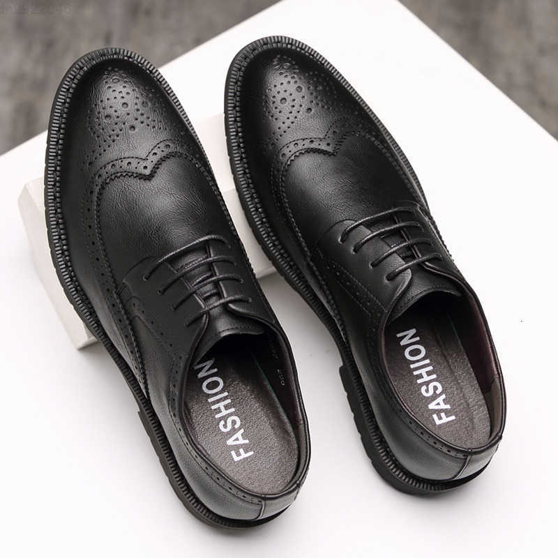 Mens Brogue Shoes Men Leather Dress Shoes Formal Wedding Party Shoes for Men Oxfords Man Business Shoes K260328