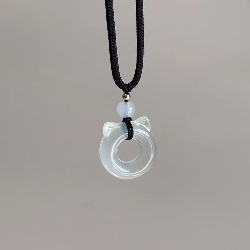 Designer luxury Rope Series Necklace for Men and Women, Niche High-End Light Luxury Design, Collarbone Chain, Ins Style, Student Best Friend Trend