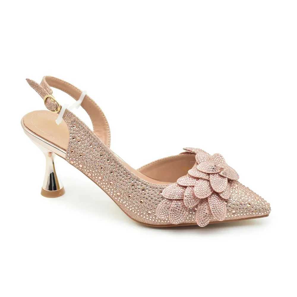 New Arrival Nigerian Women Heel Party Shoes and Bag Set Rhinestone Handbag Italian Design Luxury Wedding Shoes for Bride Z260330
