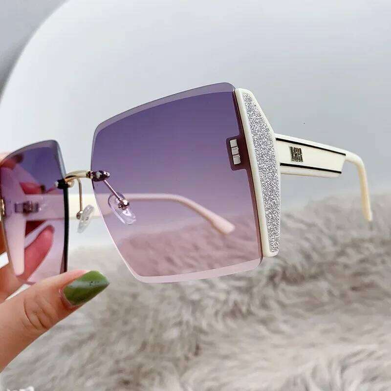 New Borderless Square Sunglasses Women's Brand Designer Fashion Sun Glasses Women Outdoor Driving Eyewear UV400 Oculos De Sol 26Y0330