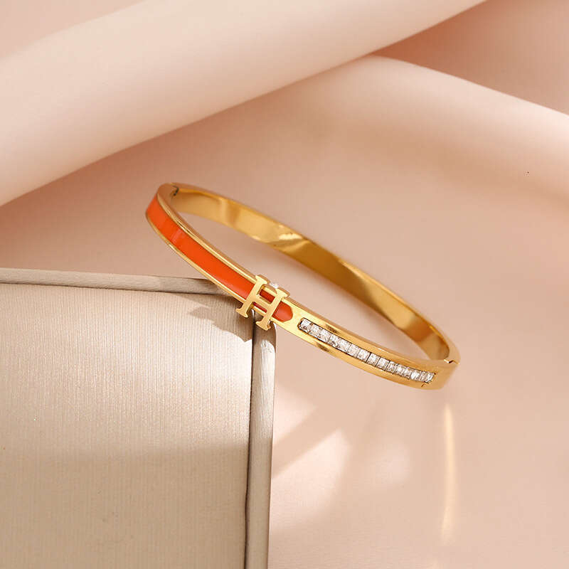 Titanium Steel H Letter Bracelet Designer Jewelry Luxury Orange Gold Bangle Fashion INS Style Temperament Alphabet Wristband For Women Daily Wear Part