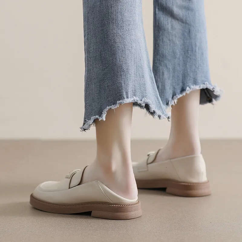 Designer shoes back round Toe Flats Soft Sole Women's Leather Loafers Oversized British Casual Shoes Lowdaily routine Heel Summer Style Eur35-43
