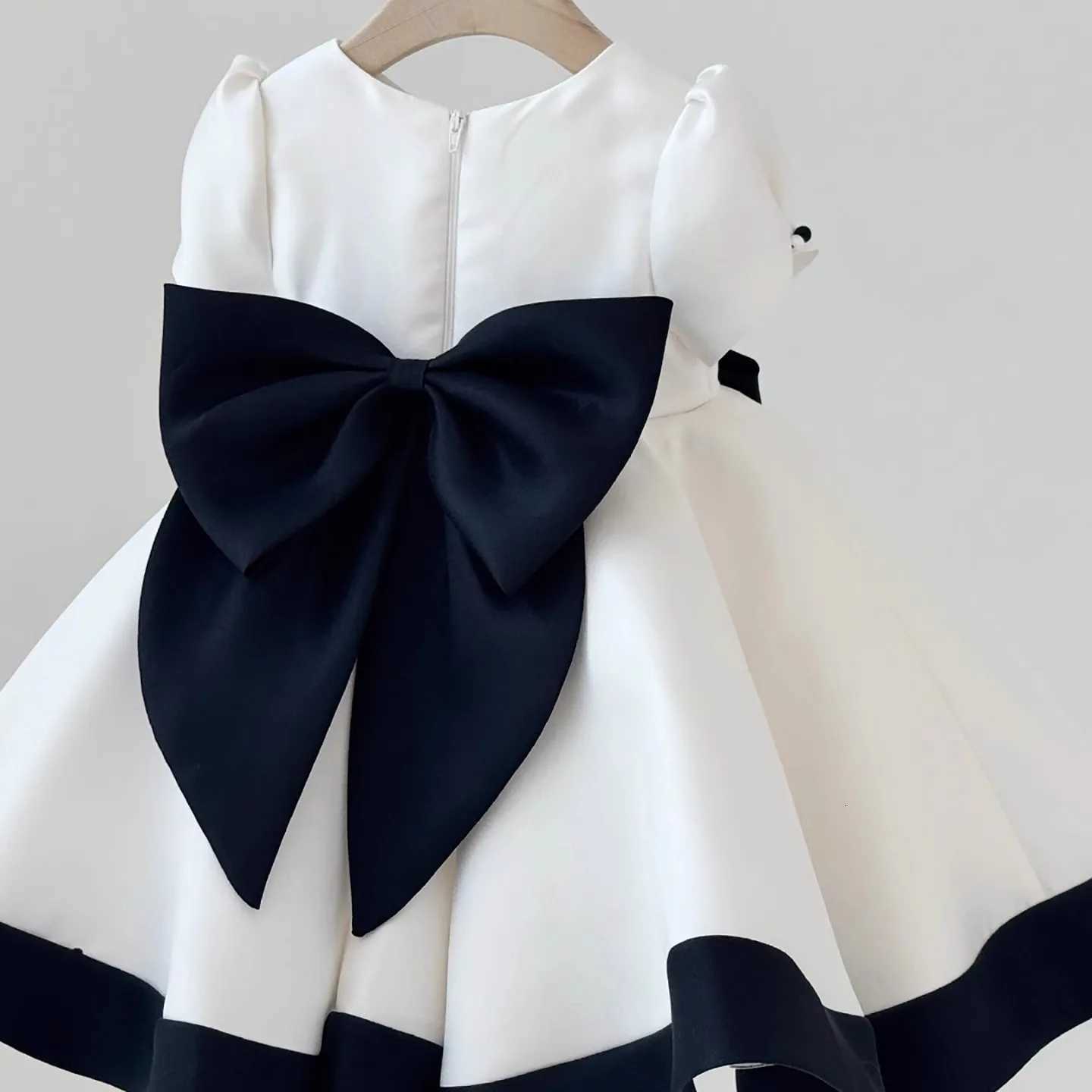 2025 New Baby Girl Dress Birthday Party Fashion Flower Girl Princess Dress Black and White Patchwork Bow DressT260330
