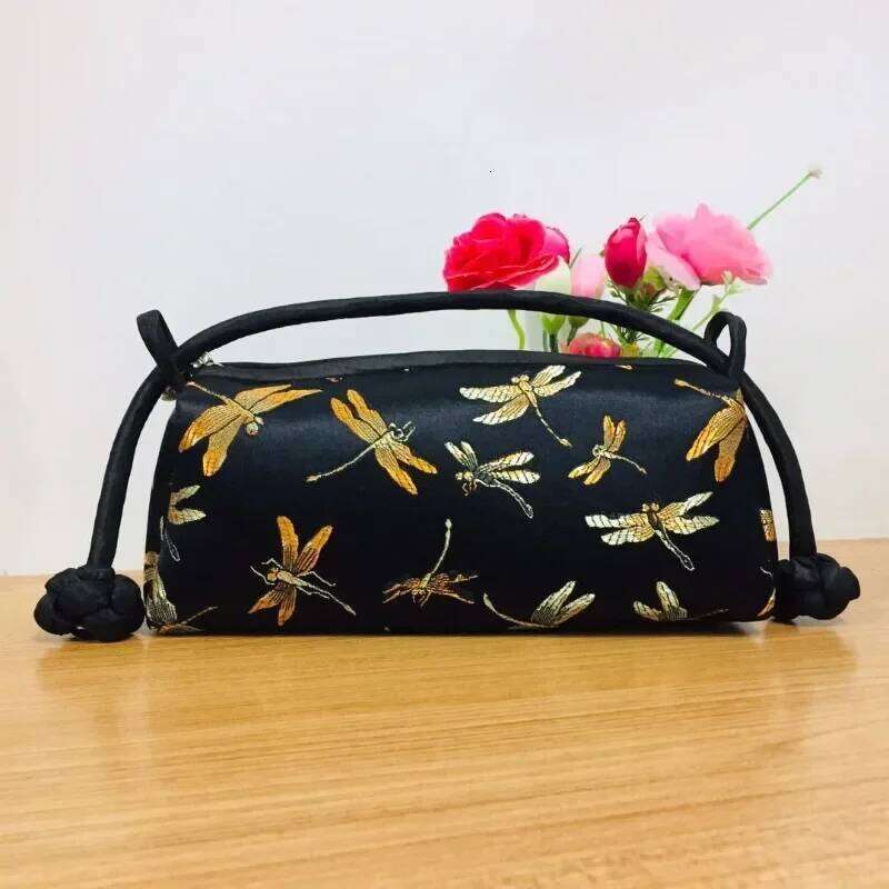Chinese Embroidery Fashion Luxury Chinese Style Silk Bag Women Handbag Japanese Hand Embroidery Totes Cheongsam Female Cosplay Bags Clutch Purses Clut