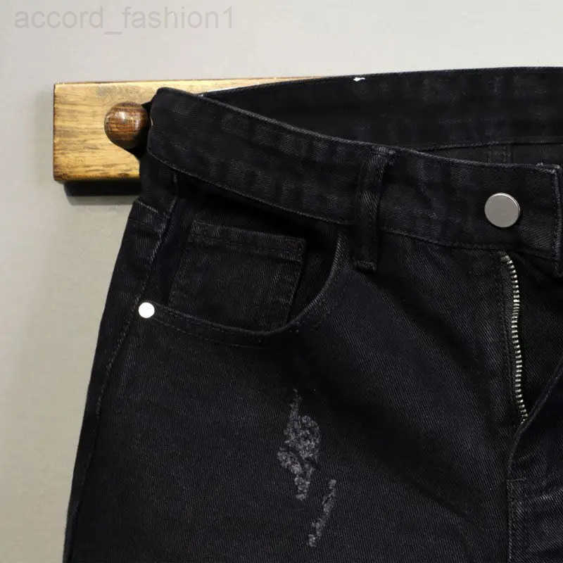 Korean Fashion Boyfriend Denim Shorts Mens Youth Summer New Black Washed Ripped Color Patch Slim-fitting Cargo Half Pants H260330