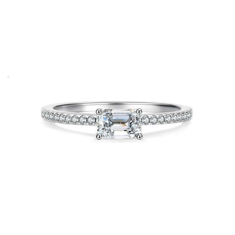 Ring Luxury Jewelry Fashion For Women High Carbon Diamond Radiant Ice Cut Zircon Wood Color Style Flower Shaped Exquisite Zircon Ring Pure Silver Emer