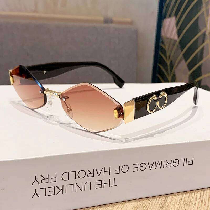 Fashion Hexagon Sunglasses Women Luxury Designer Rimless Polygon Sun Glasses Men Vintage Small Frame Eyewear Shades 26Y0330