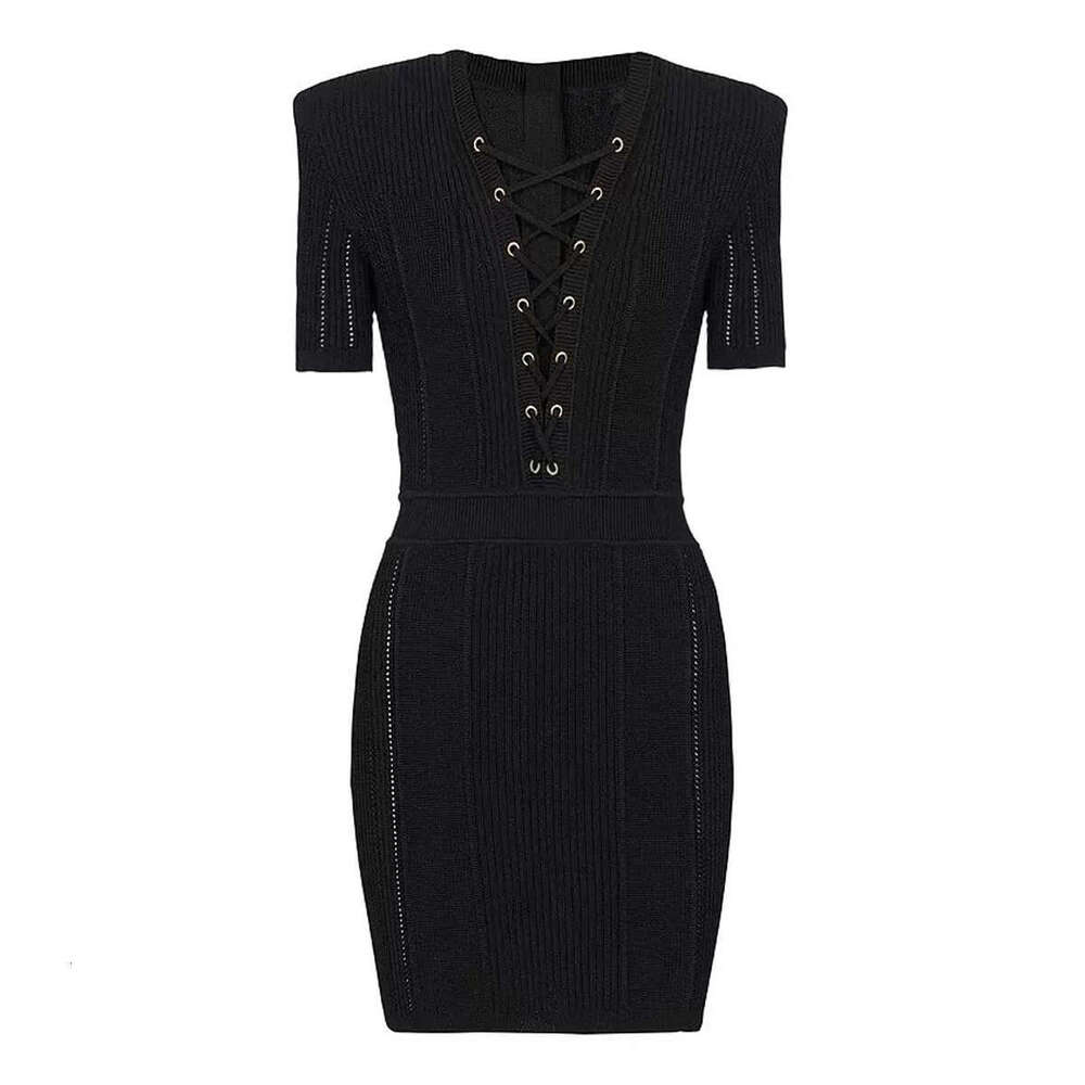 Summer new r27 European and r27 American internet celebrity socialite V-neck drawstring slim fit short sleeved knitted dress