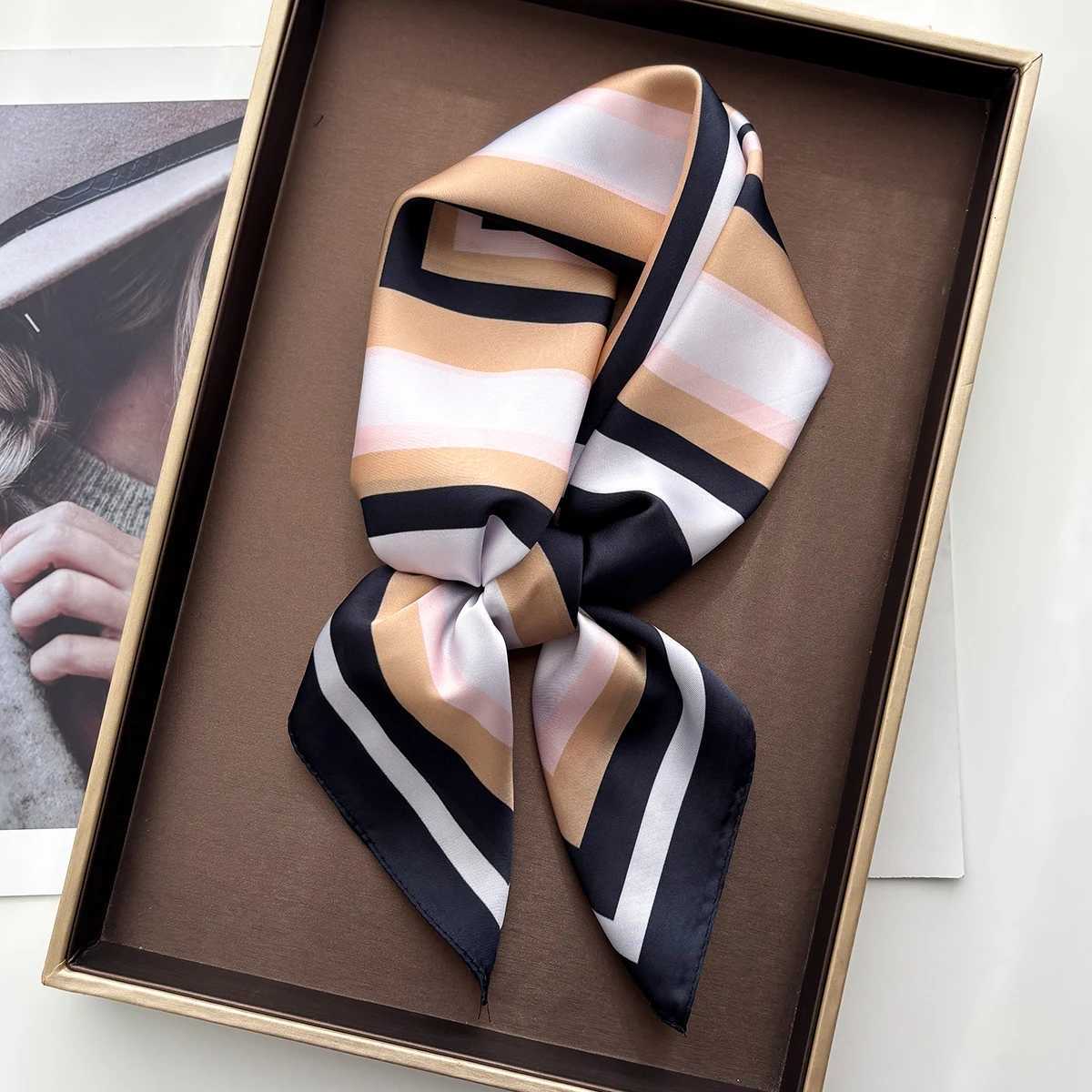 Design Print Scarf Silk Imitation Scarf Wen Square Hairbands Foard Fem Bandana Neck Kerchief bands 2026 New X260328