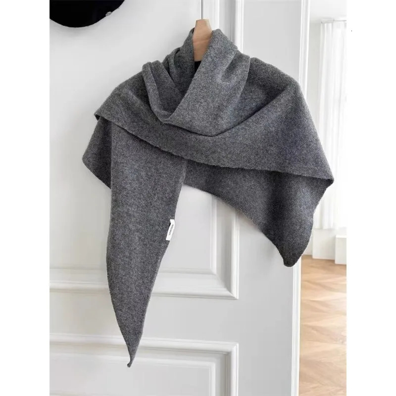 Australian 100 wool large shawl womens autumn and winter concave design warm shoulder protection scarf knitted triangle scarf 260325