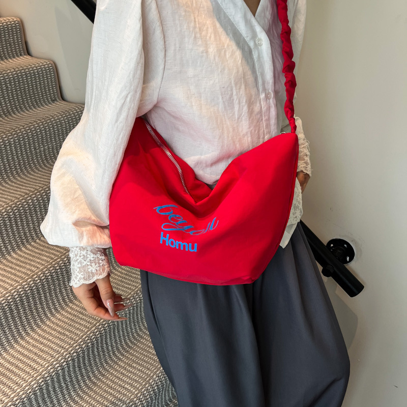 2025 Striped Korean-style casual canvas bag, large capacity, simple and versatile for commuting, single-shoulder tote bag