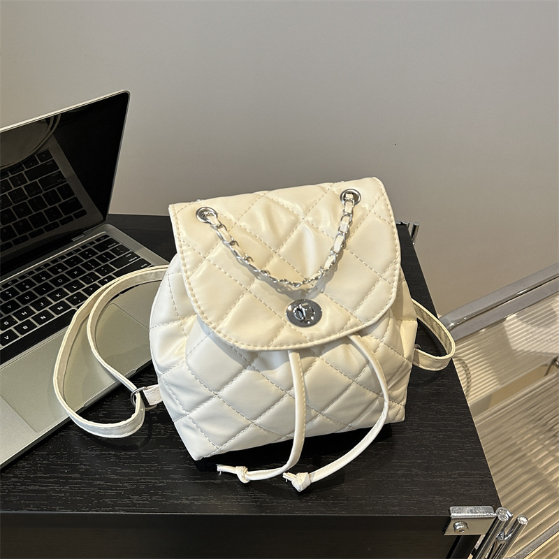Free Shipping High Value Metallic Quilted Backpack for Women Mini Bucket Bag with Chain Strap