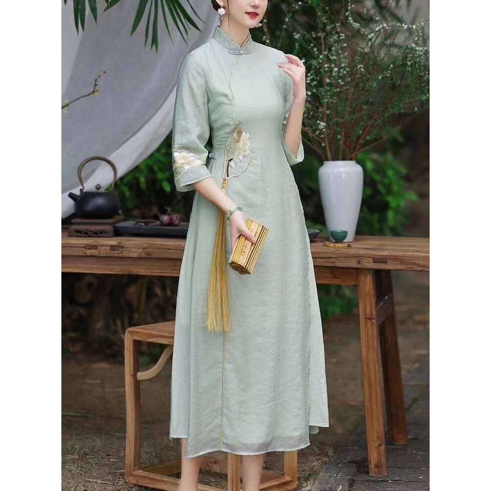 High-End Spring Summer Women Royal Cheongsam Dress Retro Elegant Embroidery A-Line Lady Party Qipao Beach Dresses MAKOUFEI