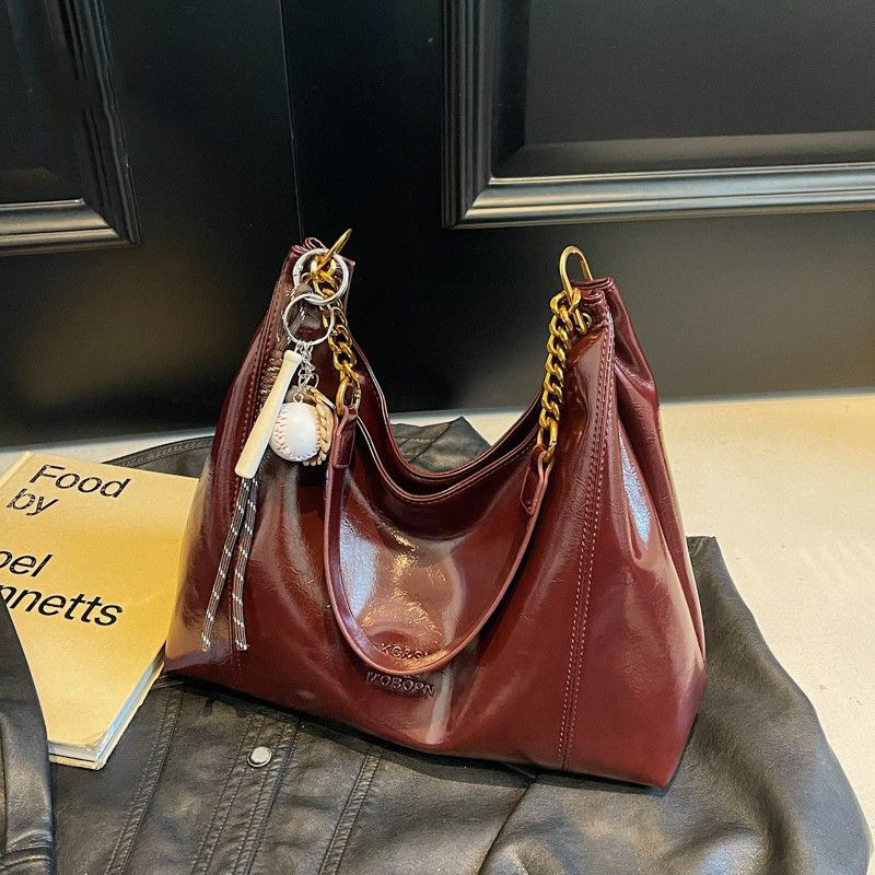 High-End Wedding Red for Women 2025 New Light Luxury Niche Large Capacity Commuter Tote Bag
