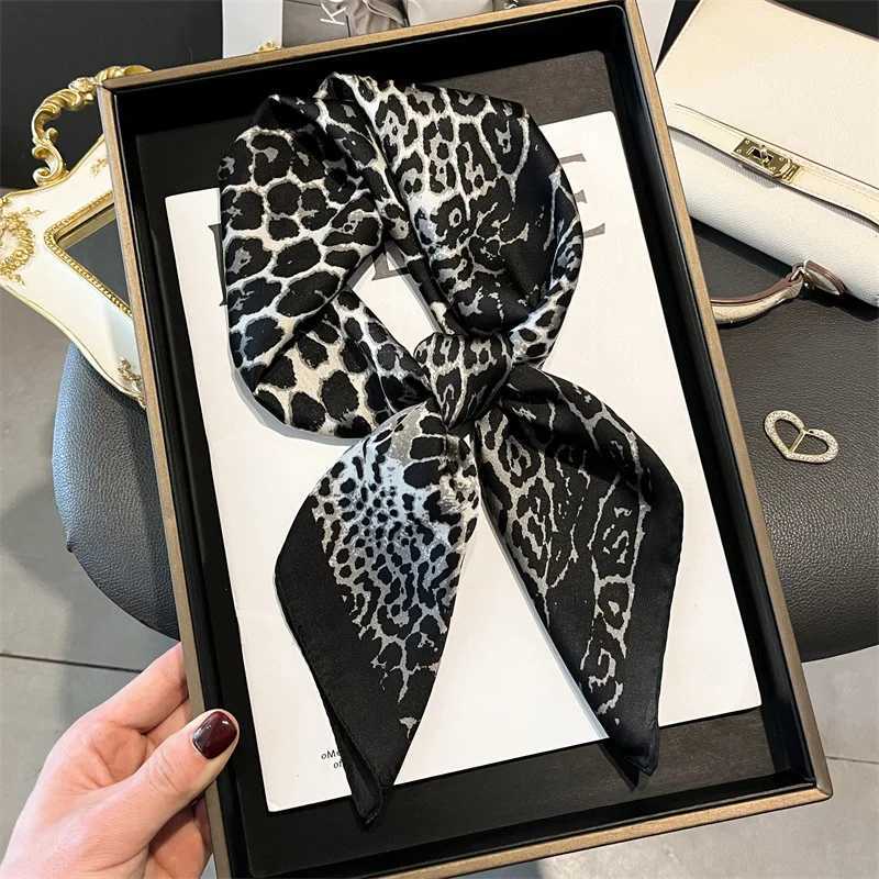 Women Luxury Design Leopard Print Scarf Silk Smooth Scarf Soft Muslim Headband Elegant Square Ribbon Headband Satin Kerchief Z260330