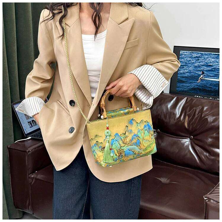 Chinese Embroidery New Chinese Bamboo Knot Handbag Retro Cheongsam Hanfu Single Shoulder Women S Versatile Ethnic Style Cross Body Bag