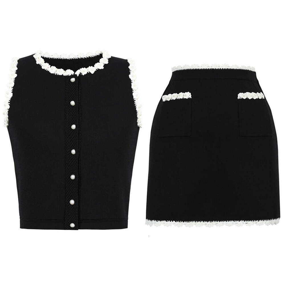 High quality summer X21 new designer elegant slim fit sleeveless knitted top with 3D floral design vest T-shirt