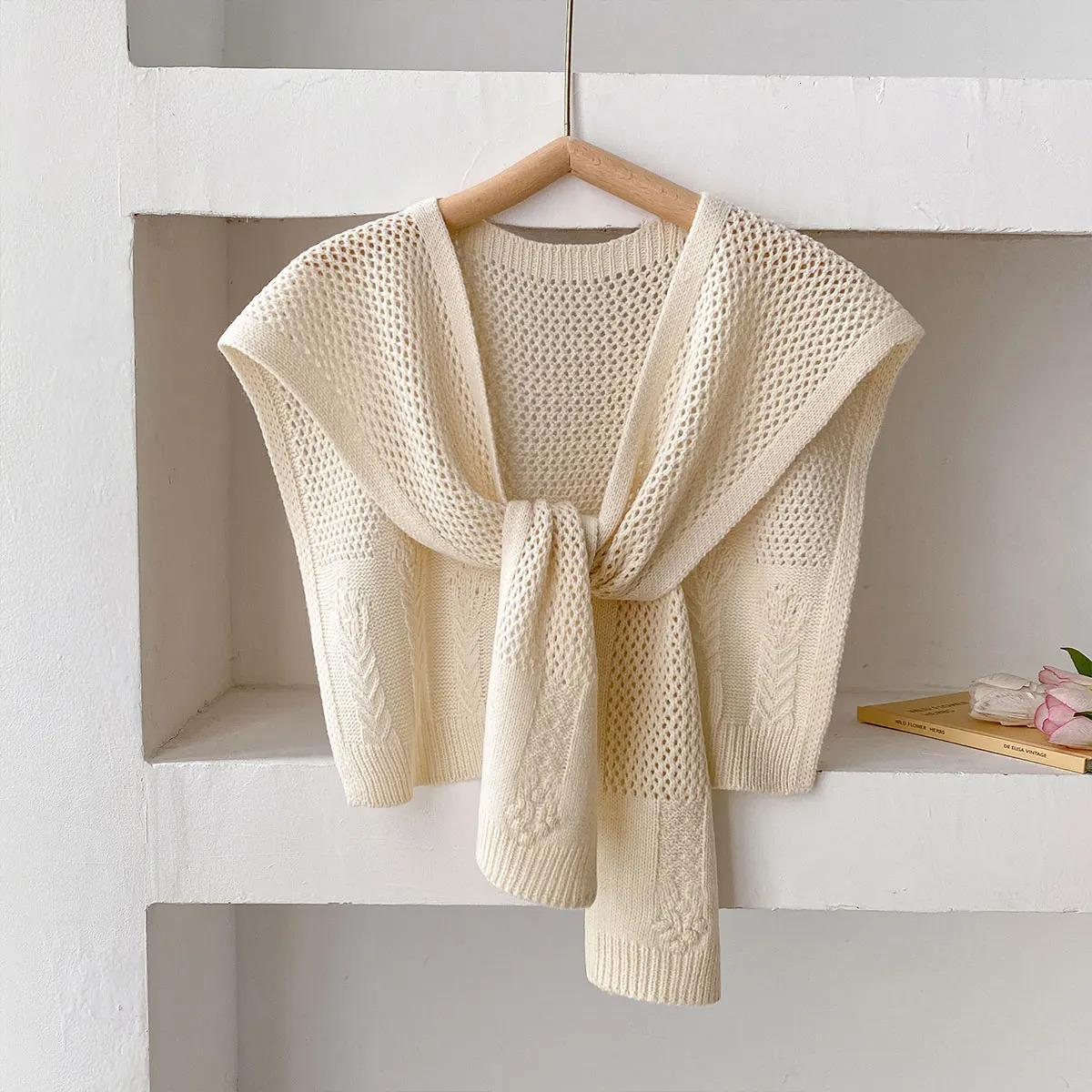 Solid Color Knitted Shawl Scarf Women High-end Capes With Shirts Fashion Thin Neck Protectors For Spring and Autumn 260325