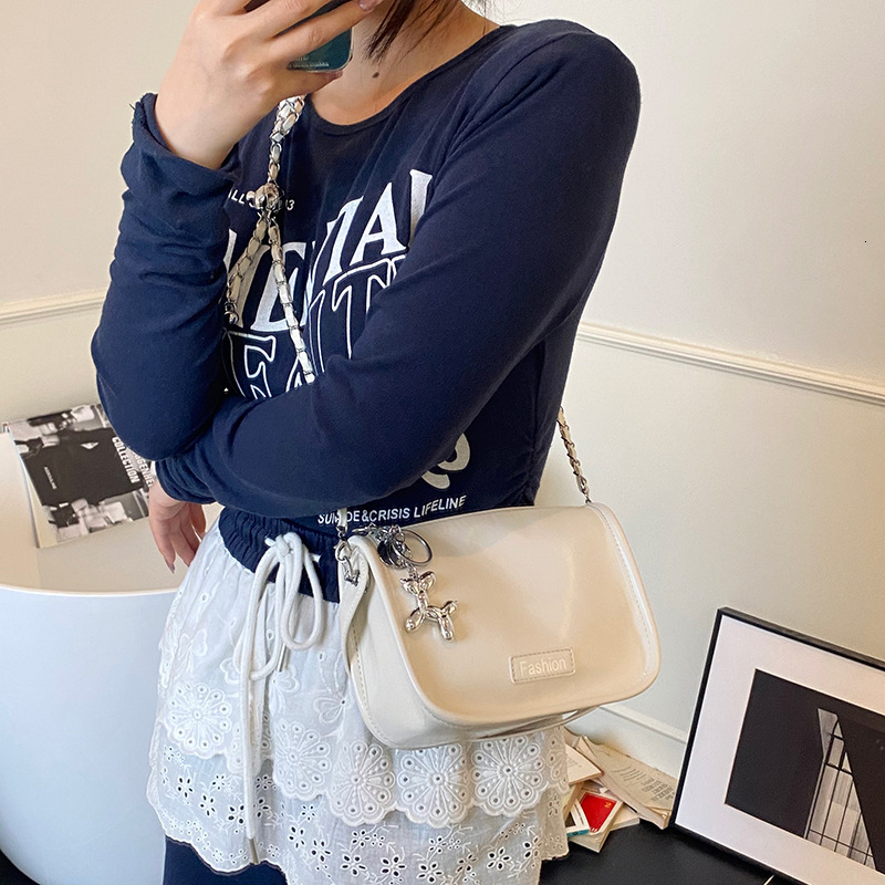 Super Hot for Women 2025 New Spring Summer Fashion Trendy Chain Crossbody Versatile Handheld Small Square Bag