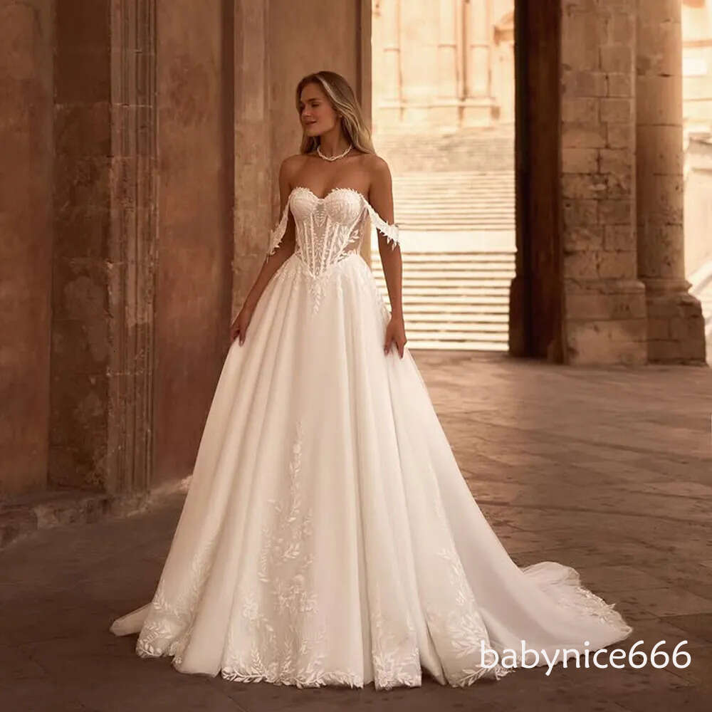 Charming Summer A Line Wedding Dresses Lace Applique Off The Shoulder Backless Bridal Gowns Customizable Robe De Mariee with Flowers M27