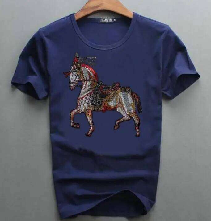 Summer O Neck Short Sleeve T Shirts Men Clothing Cartoon Horse Rhinestones Fashion Man Streetwear Cotton Tshirts Plus Size